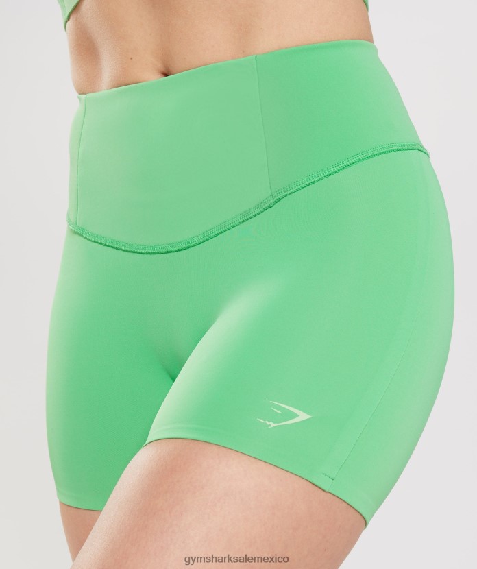 Gymshark pantalones cortos de estudio verde manzana mujer 04BZTL26 - Gymshark Mexico